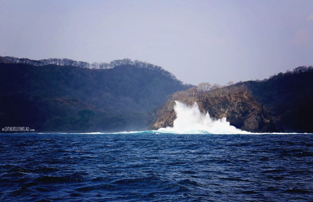 #Playa del Coco to Bahia Ballena_Crashing waves1