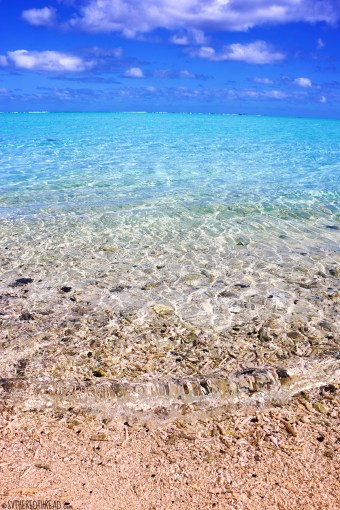 #bora bora_aquamarine water
